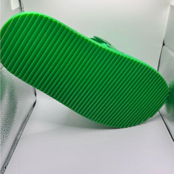 FARM Rio Green Monstera Slides - Picture 2 of 4